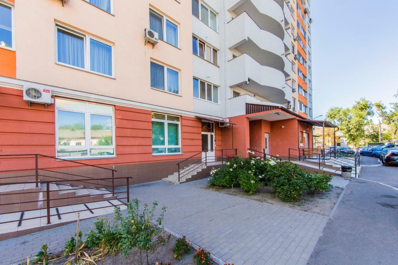 Super View, Luxury Apartment Near Chernihiv Metro. Kyiv Exterior photo
