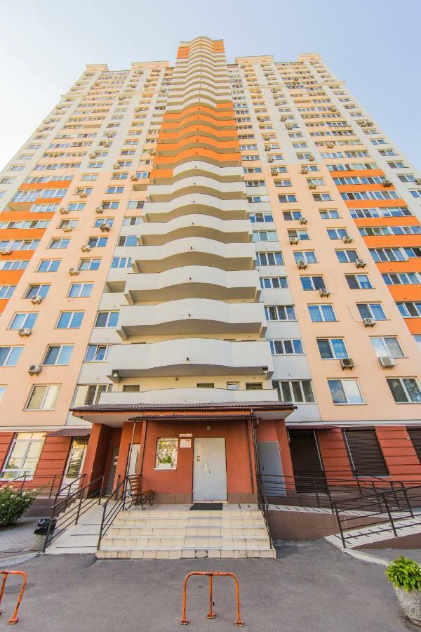 Super View, Luxury Apartment Near Chernihiv Metro. Kyiv Exterior photo